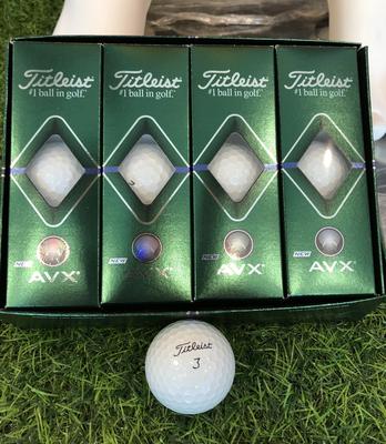 Bóng golf TITLEIST AVX 2020