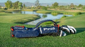 Phân biệt các loại túi đựng đồ golf trên thị trường hiện nay