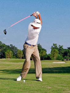 Hướng dẫn kỹ thuật đánh golf xa cho golfer mới bắt đầu 