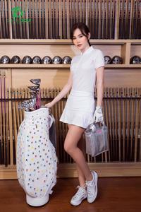 Lựa chọn trang phục chơi golf sao cho chuẩn?