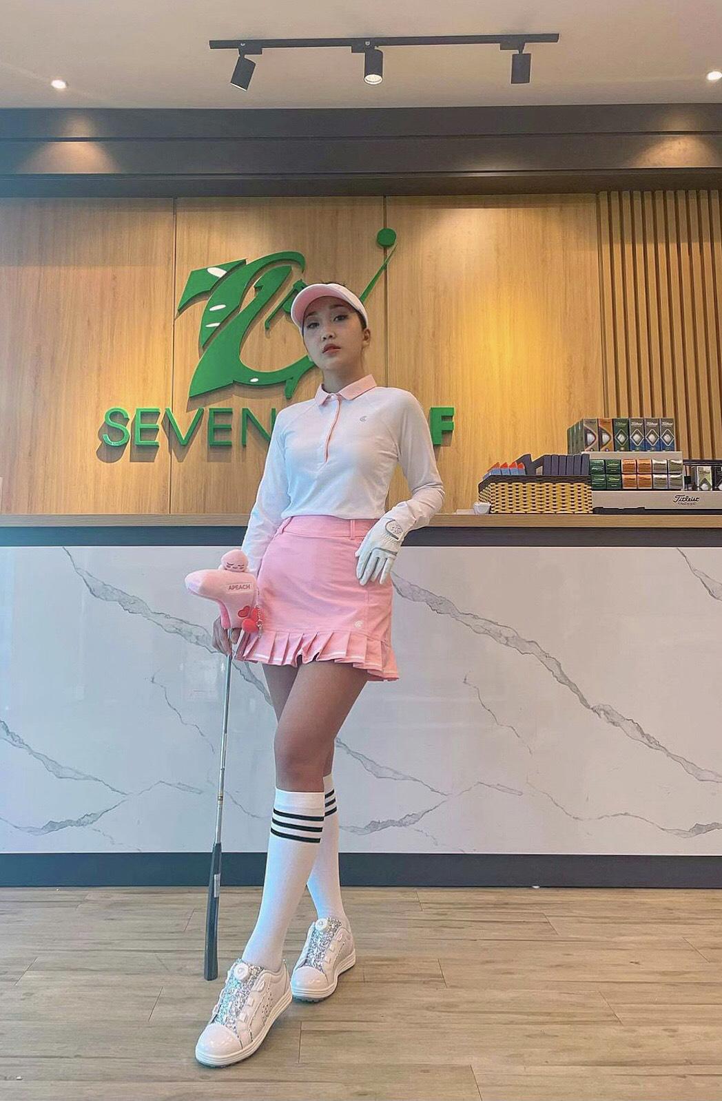 Những kiểu váy chơi golf làm siêu lòng phái nữ